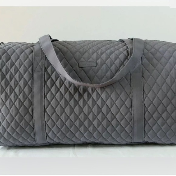 NWT Vera Bradley large travel duffel carbon grey - Picture 9 of 12